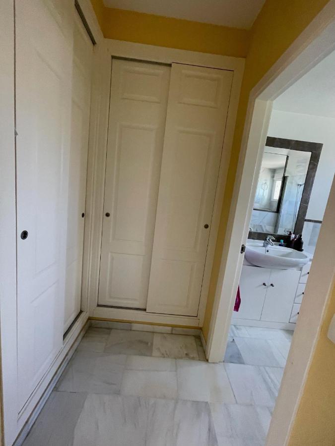 Hochwertiges Haus In Wunderschoener Golf Anlage Am Meer Rota Exteriör bild